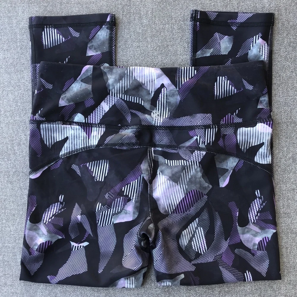 NWOT! - MARIKA SPORT High-Rise Crop Leggings